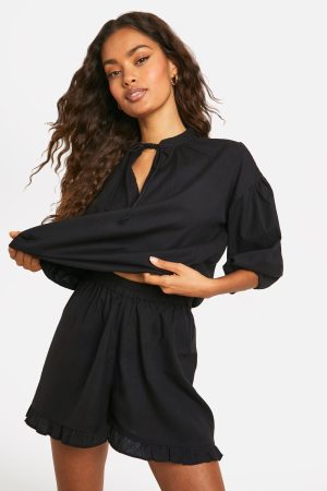 Frill Hem Detail Shorts
