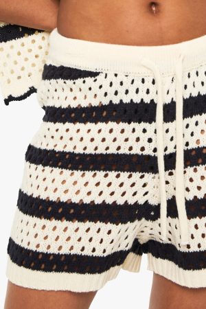 Crochet Stripe Short