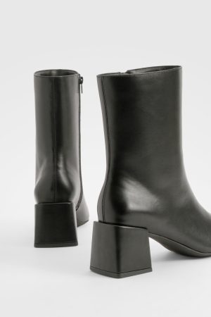 Wide Fit Basic Low Block Heel Shoe Boot