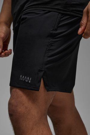 Man Active Stretch Woven 9inch Short