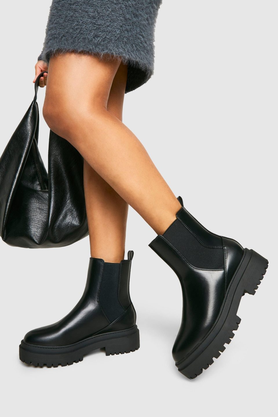 Elastic Detail Chunky Platform Sole Chelsea Boot