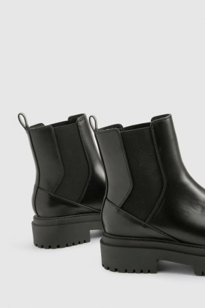 Elastic Detail Chunky Platform Sole Chelsea Boot