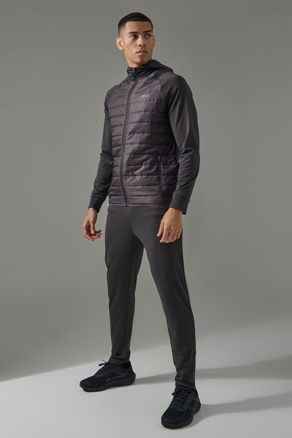 Man Active Quilted Hoodie and Tapered Jogger