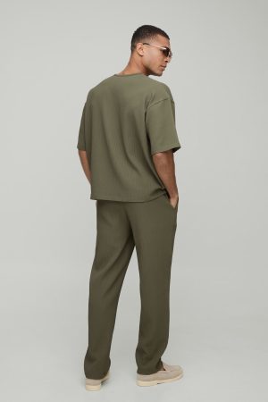 Oversized Boxy Pleated T-Shirt and Regular Fit Open Cuff Jogger Set