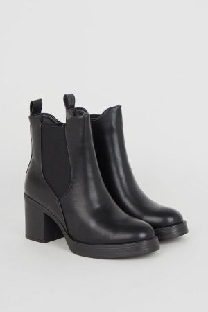 Round Toe Platform Ankle Boots
