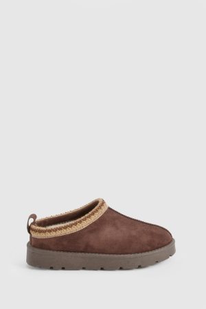Embroidered Cosy Mules