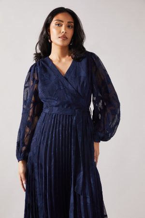 Petite Georgette Jacquard Blouson Sleeve Wrap Dress