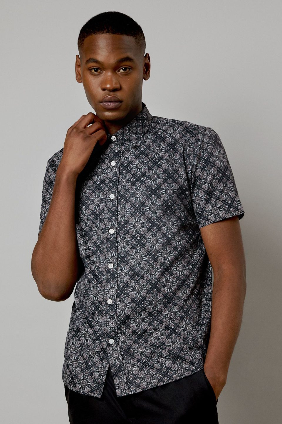 Black Tile Print Short Sleeve Shirt