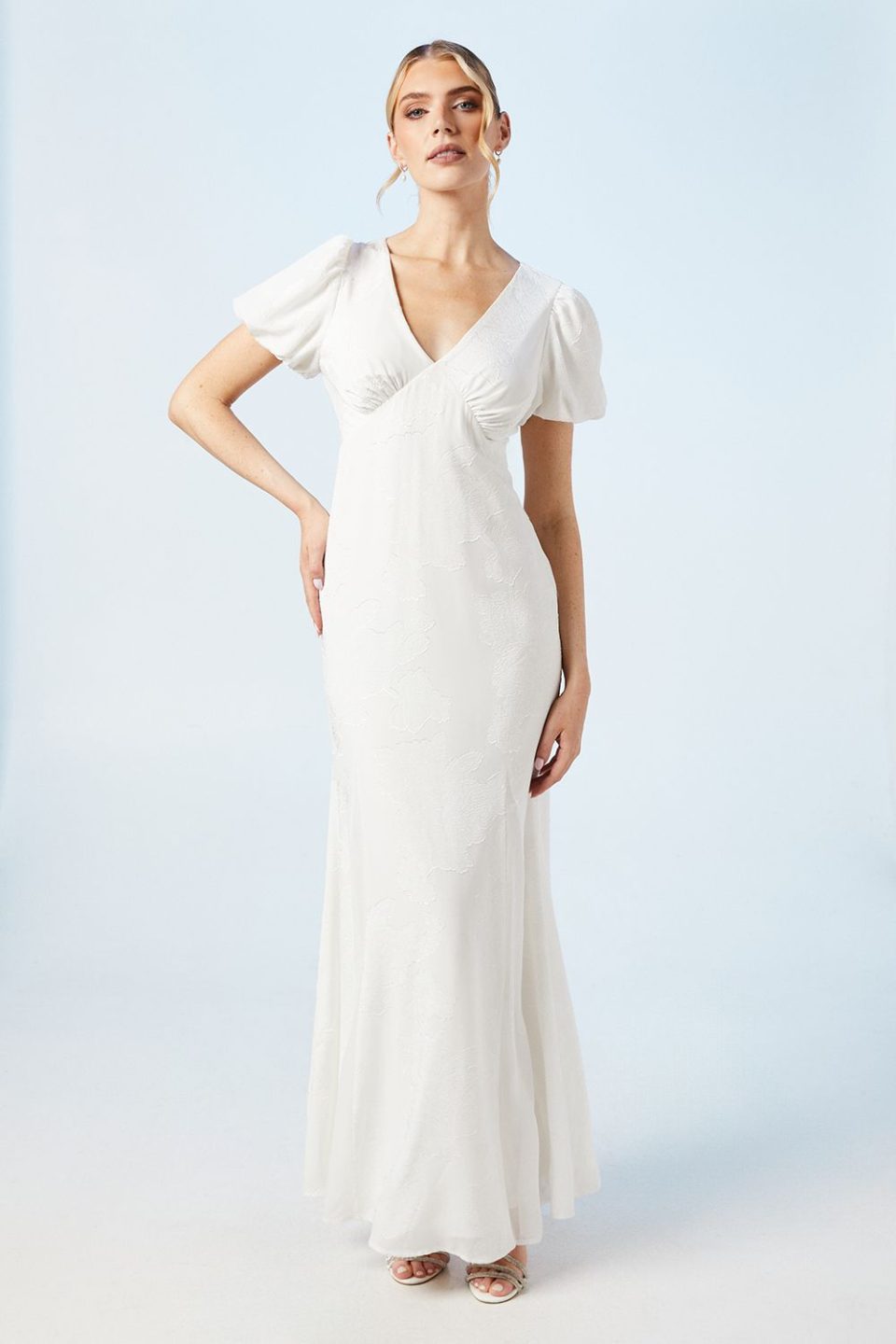 V Neck Puff Sleeve Satin Jacquard Wedding Dress