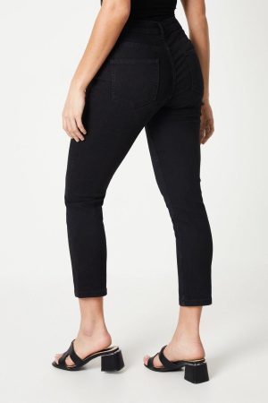 Petite Comfort Stretch Slim Jeans