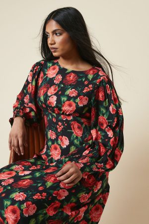 Petite Red Rose Shirred Cuff Midi Dress