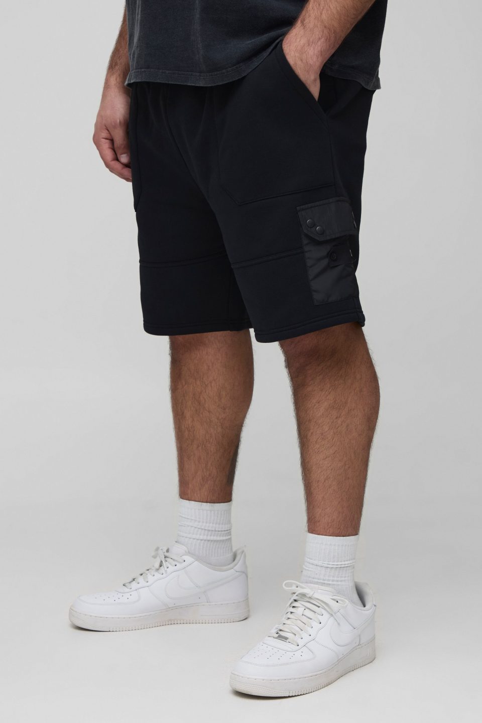 Plus Utility Pocket Loose Fit Jersey Shorts