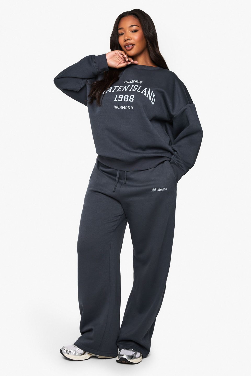 Plus Ath Archive Embroidered Straight Leg Jogger