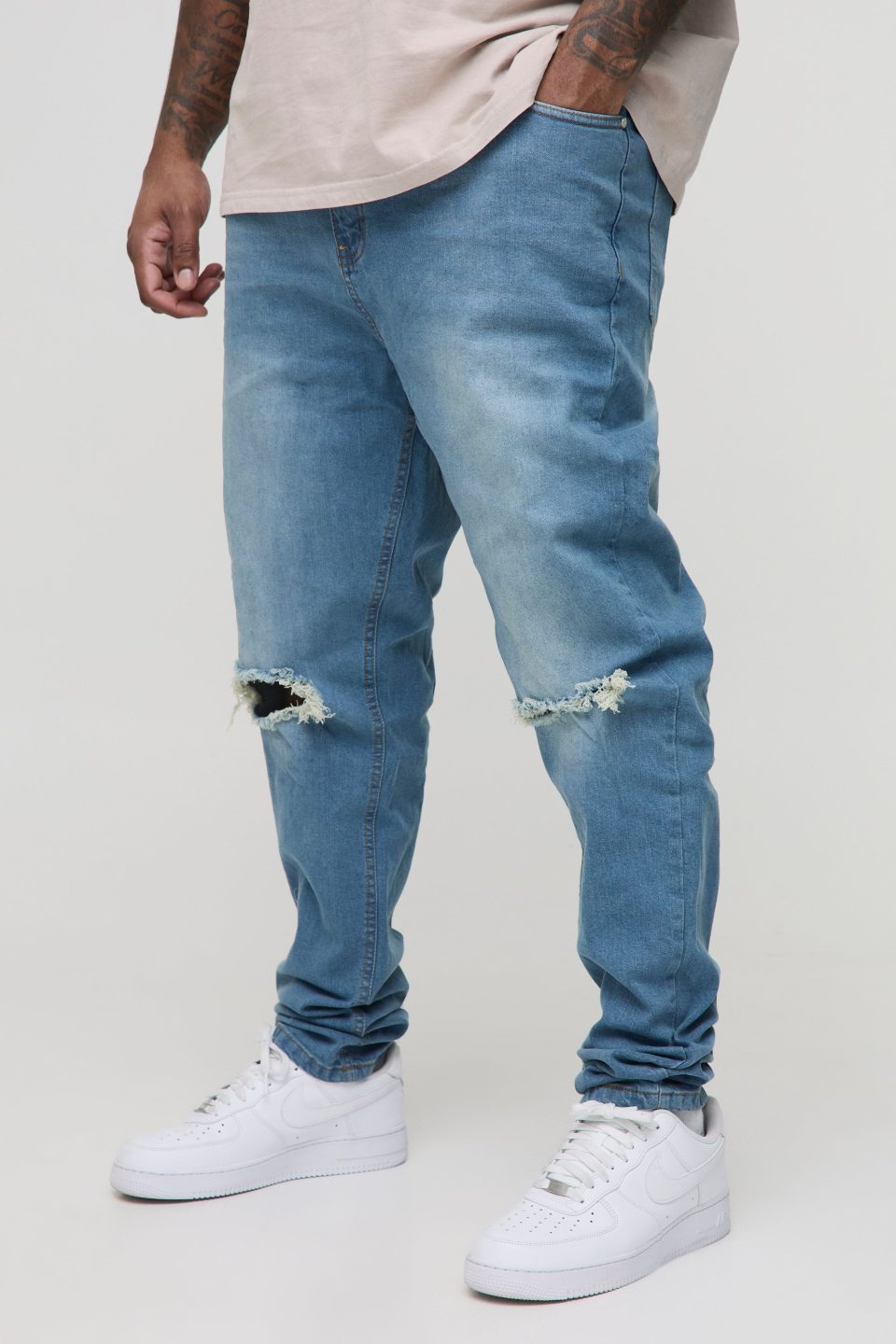 Plus Busted Knee Skinny Stacked Jeans