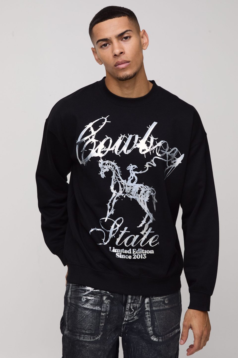 Oversized Western Metallic Graphic Sweatshirt