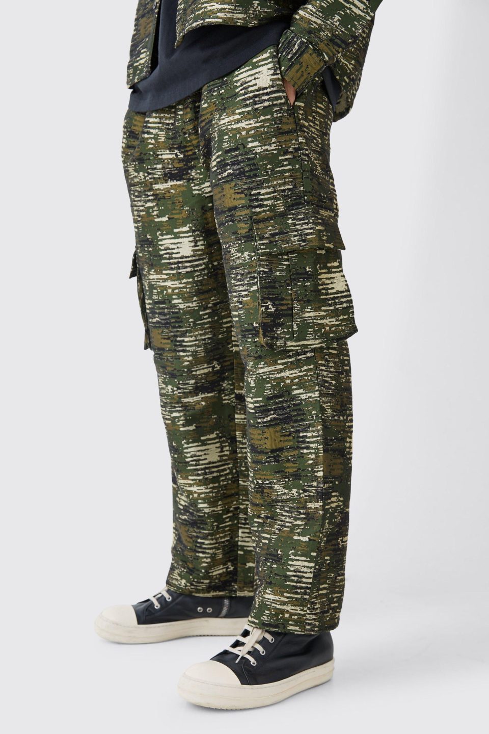 Textured Camo Relaxed Cargo Trouser