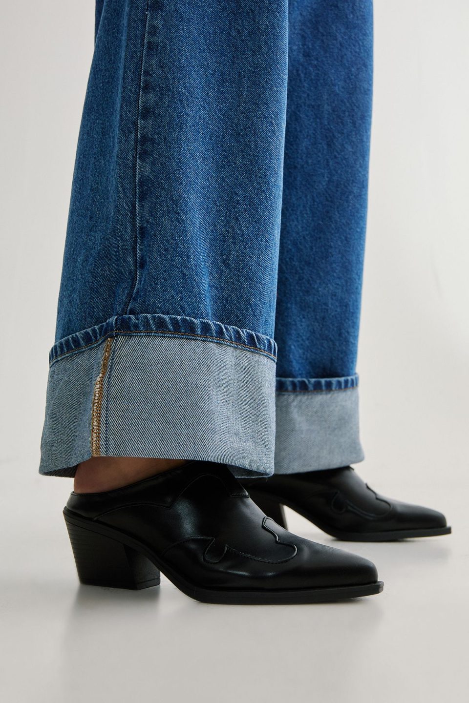 Pointed Toe Western Mule