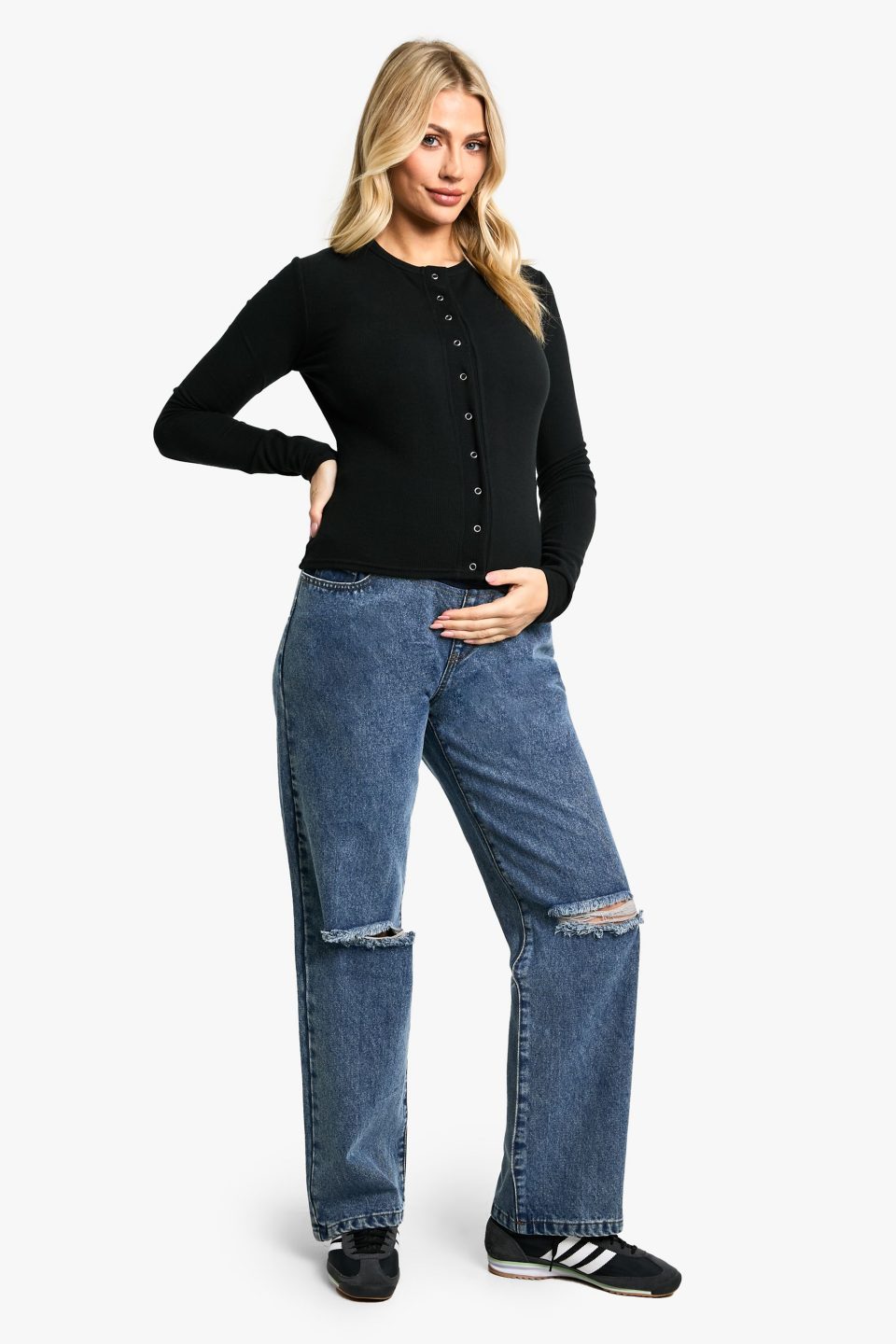 Maternity Over The Bump Ripped Knee Boyfriend Jeans