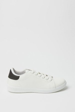 Kellies Lace Up Trainers