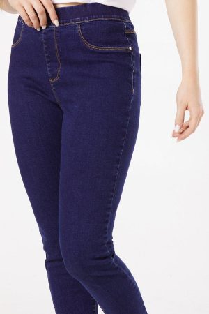 Skinny Pull On Jegging