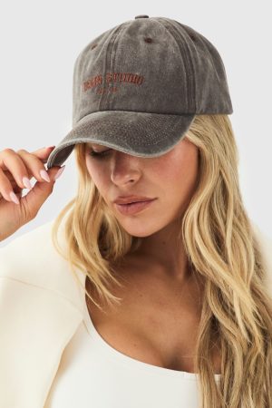 DSGN Studio Embroidered Washed Cap