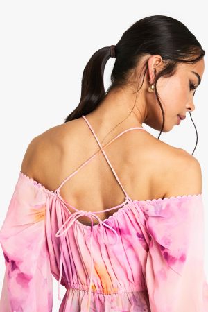 Floral Print Off The Shoulder Woven Blouse