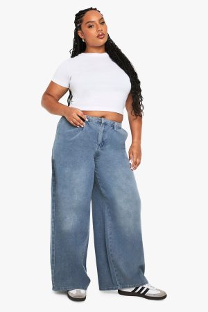 Plus Pleated Wide Leg Jean