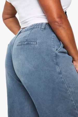 Plus Pleated Wide Leg Jean