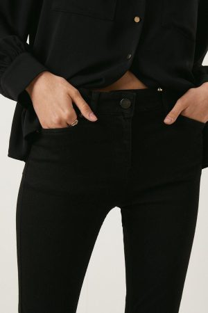 Jade Mid Rise Skinny Jean