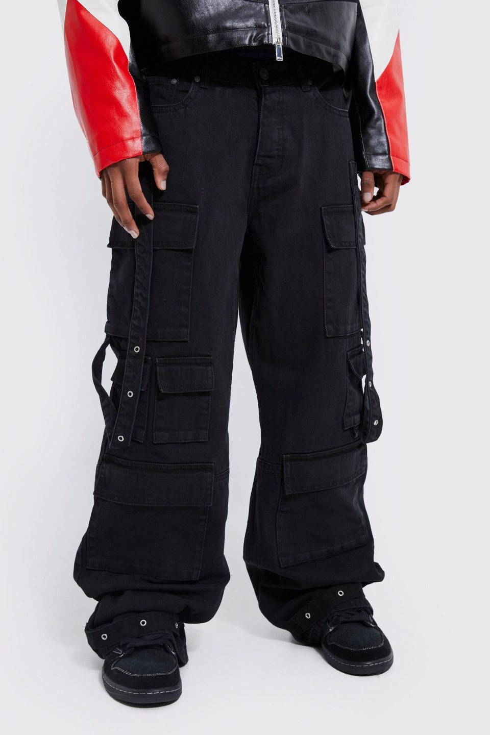 Baggy Rigid Multi Pocket Flare Jeans