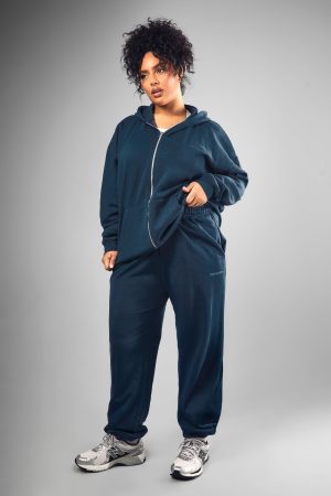 Plus DSGN Studio Embroidered Cuffed Oversized Jogger