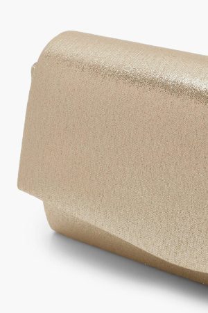 Structured Metallic Clutch Bag & Chain