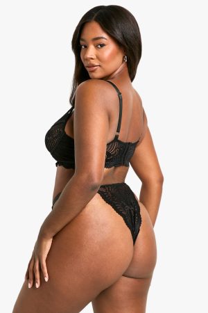 Plus Lace Bralet & High Waist Thong Set