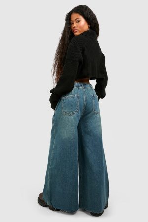 The Petite Super Wide Leg Jean