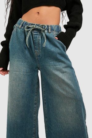 The Petite Super Wide Leg Jean