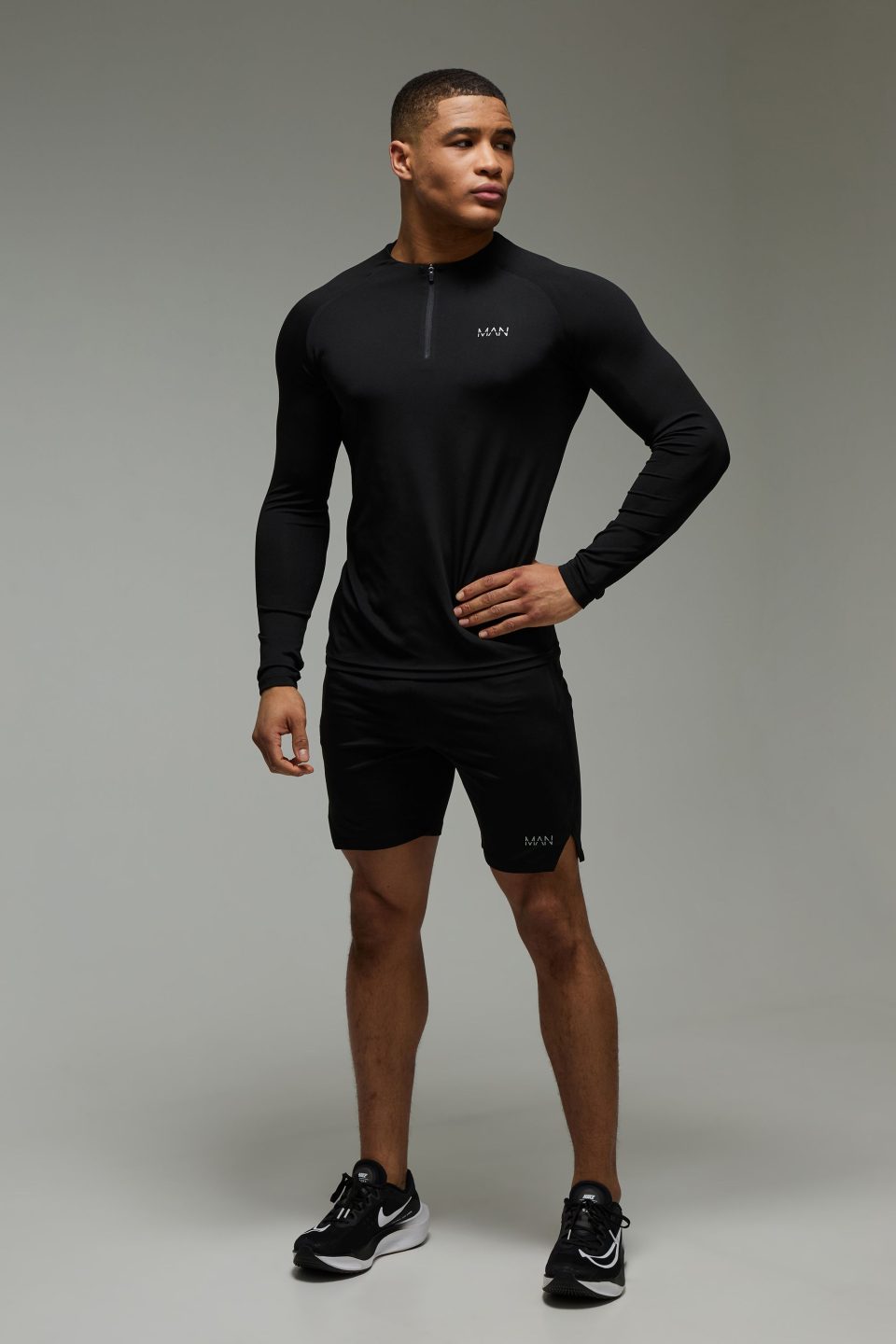 Man Active Crew Neck 1/4 Zip Short Tracksuit