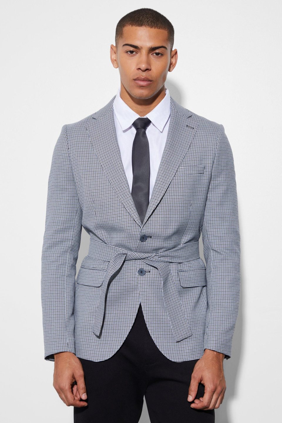 Slim Single Breasted Blazer With Belt