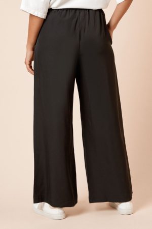 Petite Elasticated Waist Straight Leg Trouser